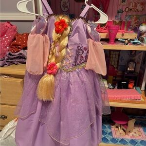 Rapunzel child’s deluxe costume with wig
